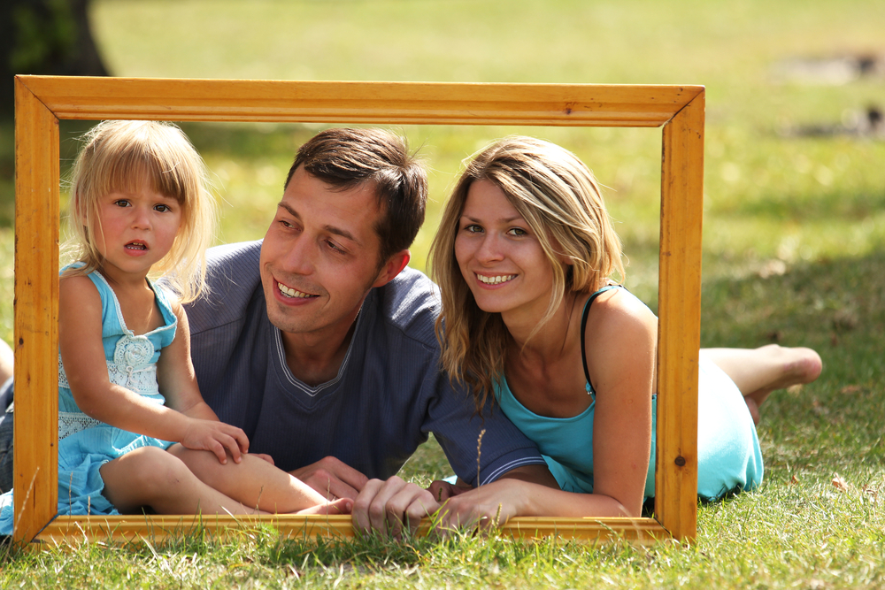 family_picture_frame_ace_of_life_wellbeing_happy